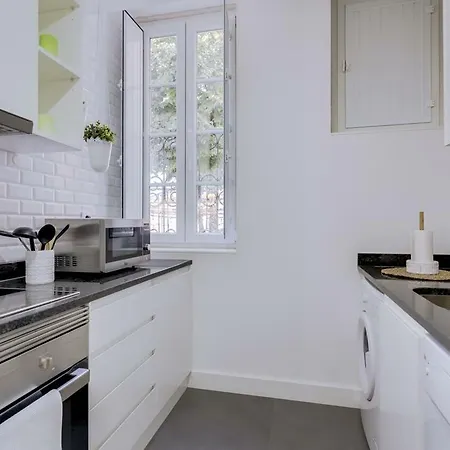 Alfama By Inside Out Hotel