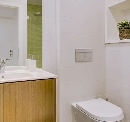 Alfama By Inside Out Hotel *